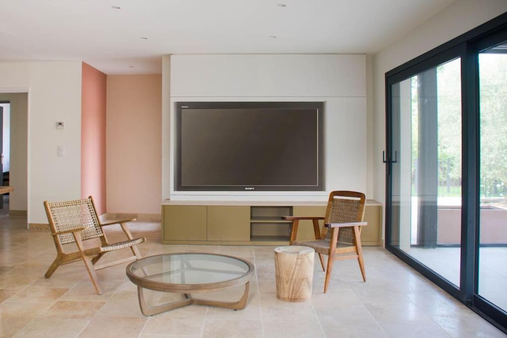 Villa Des Jacinthes Tarascón Exterior foto
